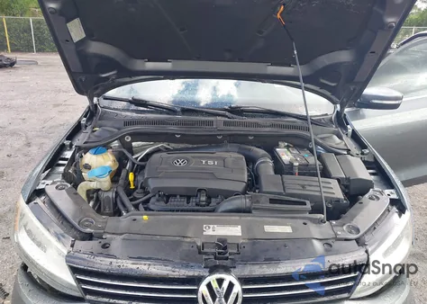 2014 Volkswagen Jetta 1.8T Se z USA, uszkodzony, nr VIN 3VWD07AJ9EM277085